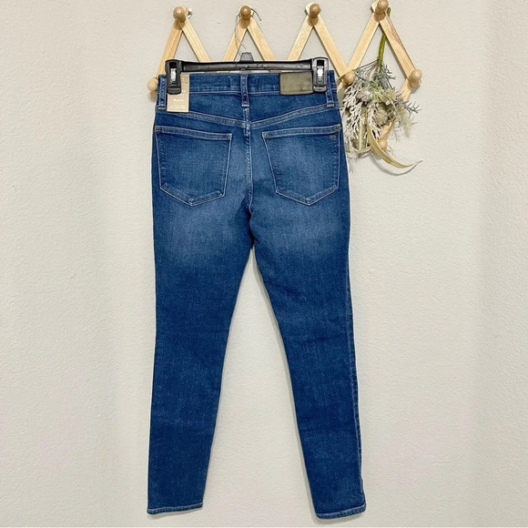 Madewell NWT 9" Mid-Rise Skinny Jeans 25 - Picture 4 of 6